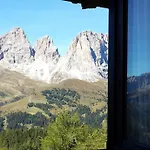 Hotel Garni Gonzaga Canazei