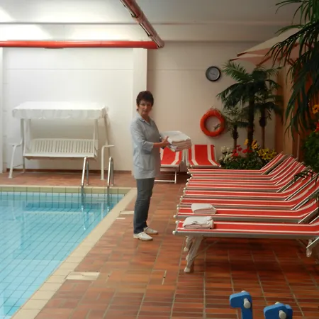 فندق Garni Gonzaga 3*