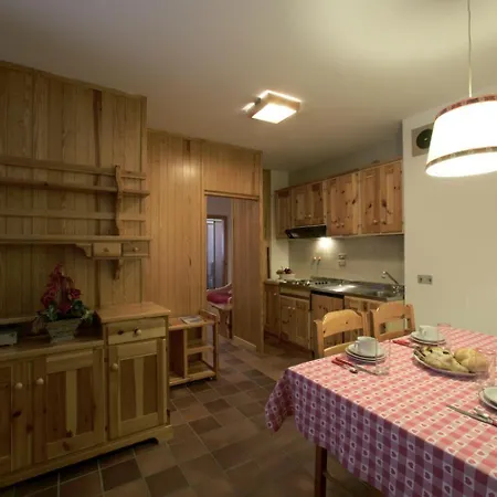 Hotel Garni Gonzaga 3* Canazei