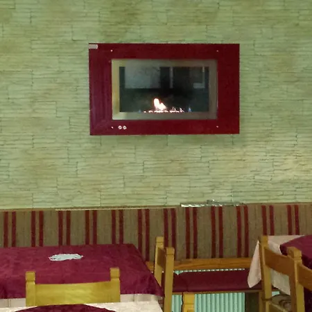 מלון Garni Gonzaga קאנזיי